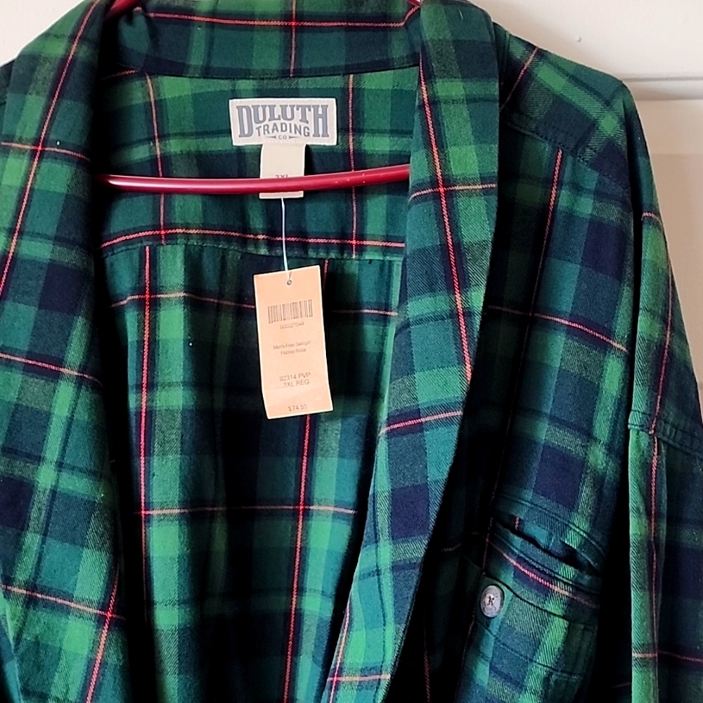 Duluth trading, men's free swingin', Flannel robe